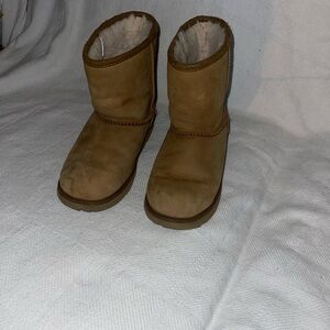 UGG kids Tan Shearling-Lined Boots